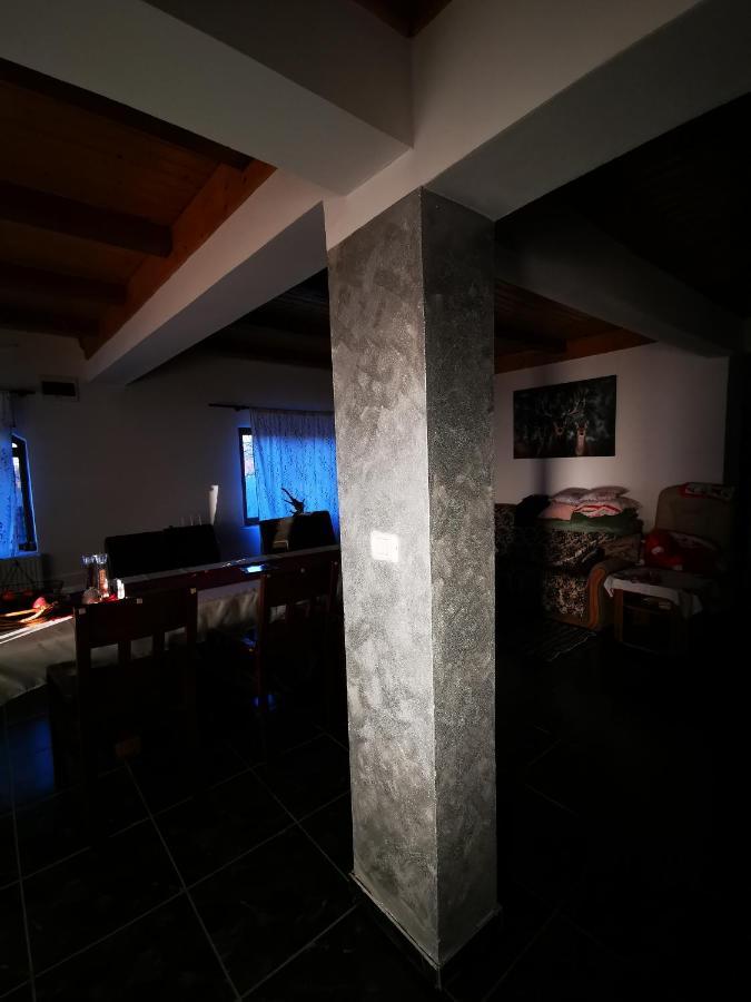 Villa Jugul Taranului Agropensiune Polovragi, Gorj Exterior foto